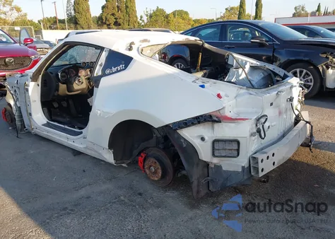 2017 Nissan 370Z из США, поврежденный, VIN JN1AZ4EH5HM950071